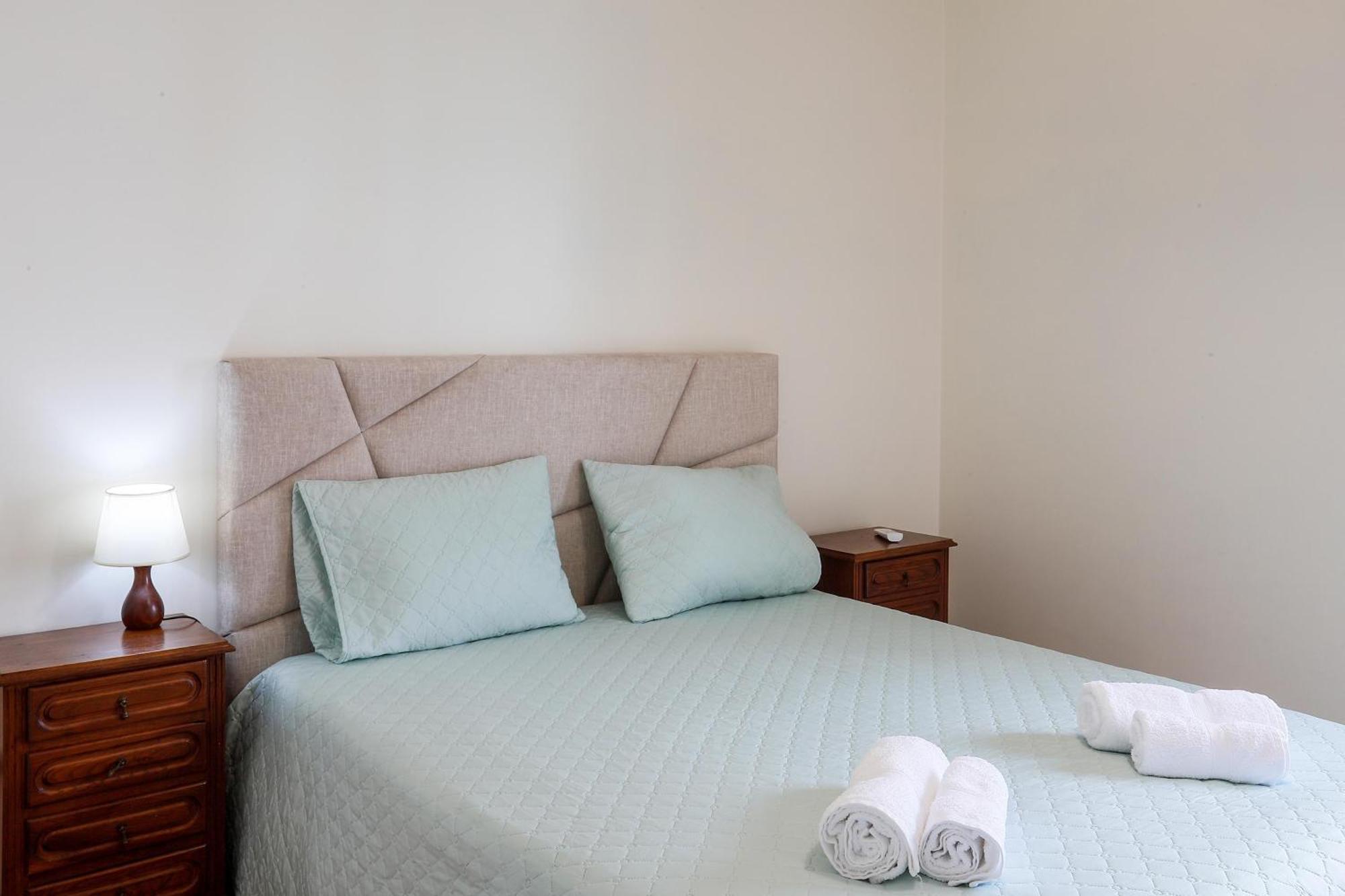 Apartamento Vila Melgaço Екстериор снимка